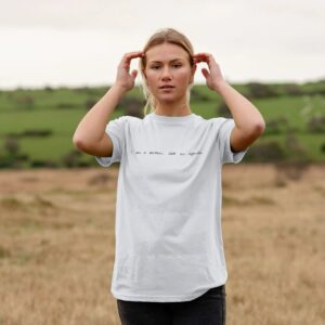 "I am a person. Not an agenda" - T-Shirt